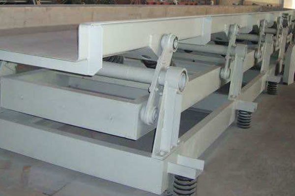 完全平衡式連桿振動輸送機的結構特點，了解嗎